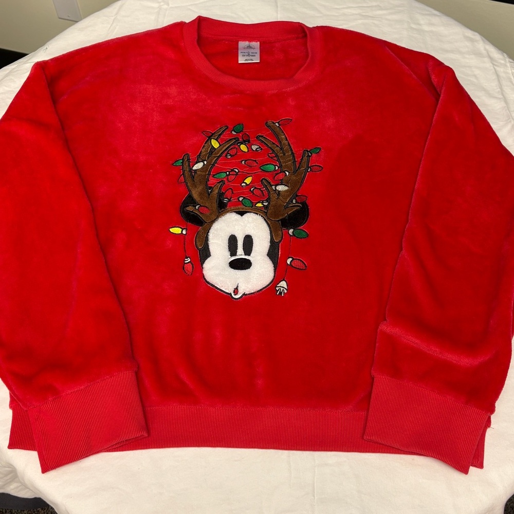 Disney velvety soft  oversized Red Crewneck Sweater with Mickey Design Sz L